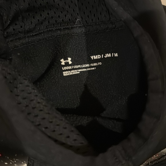 Girls under Armour hoodies sized M - Picture 3 of 5